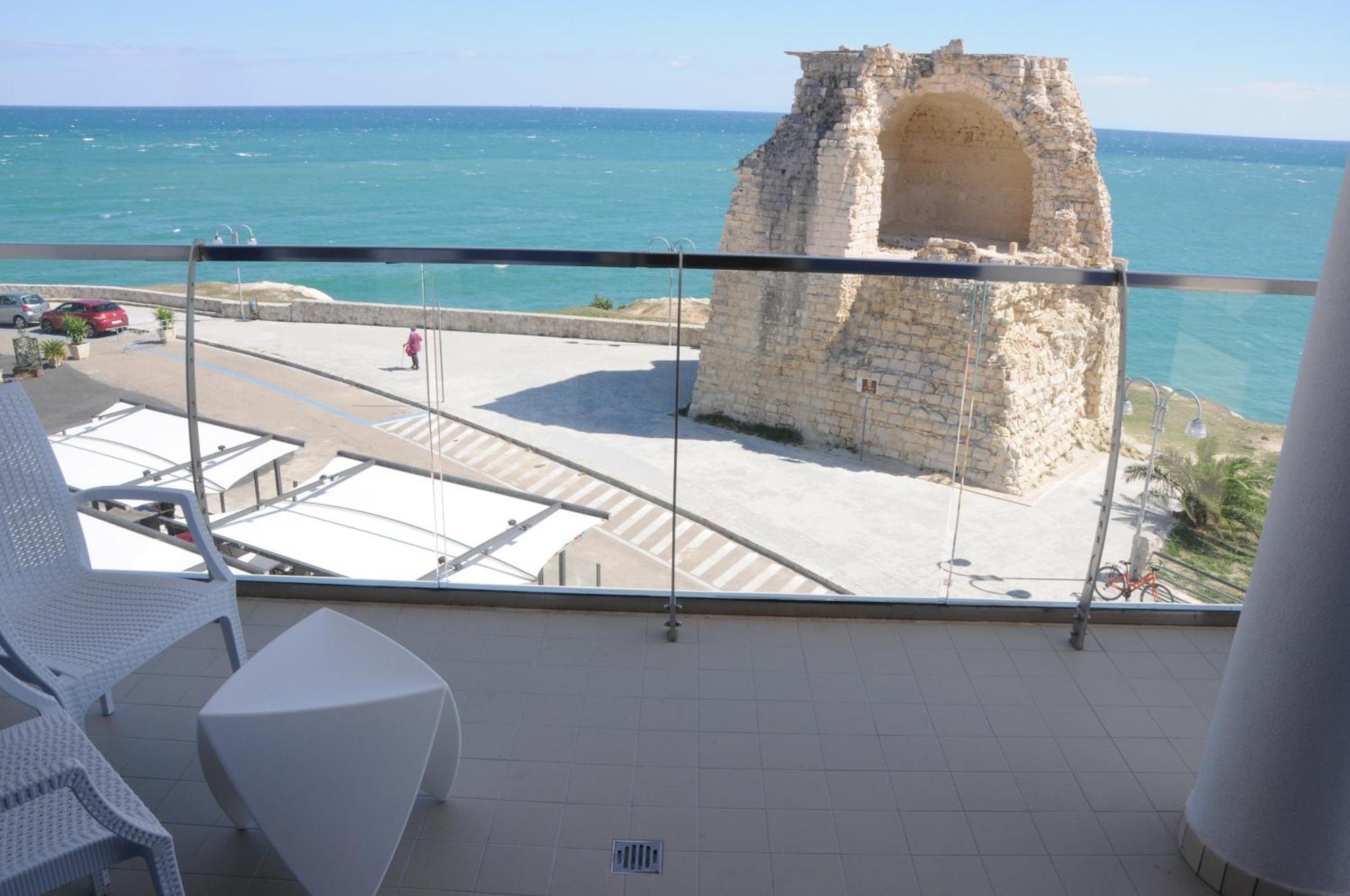 Hotel Belvedere Torre dell'Orso Ngoại thất bức ảnh