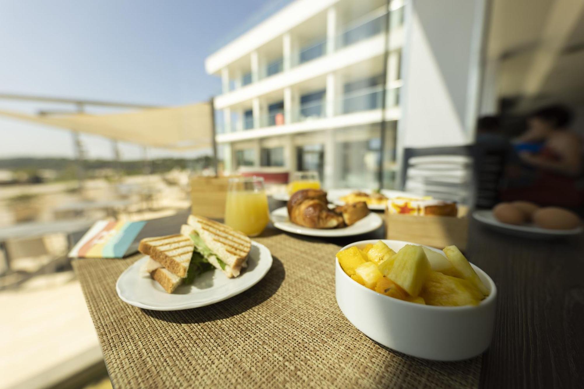 Hotel Belvedere Torre dell'Orso Ngoại thất bức ảnh