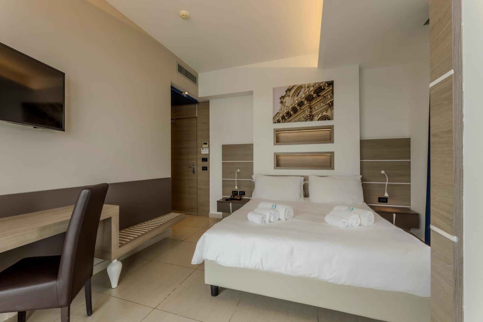 Hotel Belvedere Torre dell'Orso Phòng bức ảnh