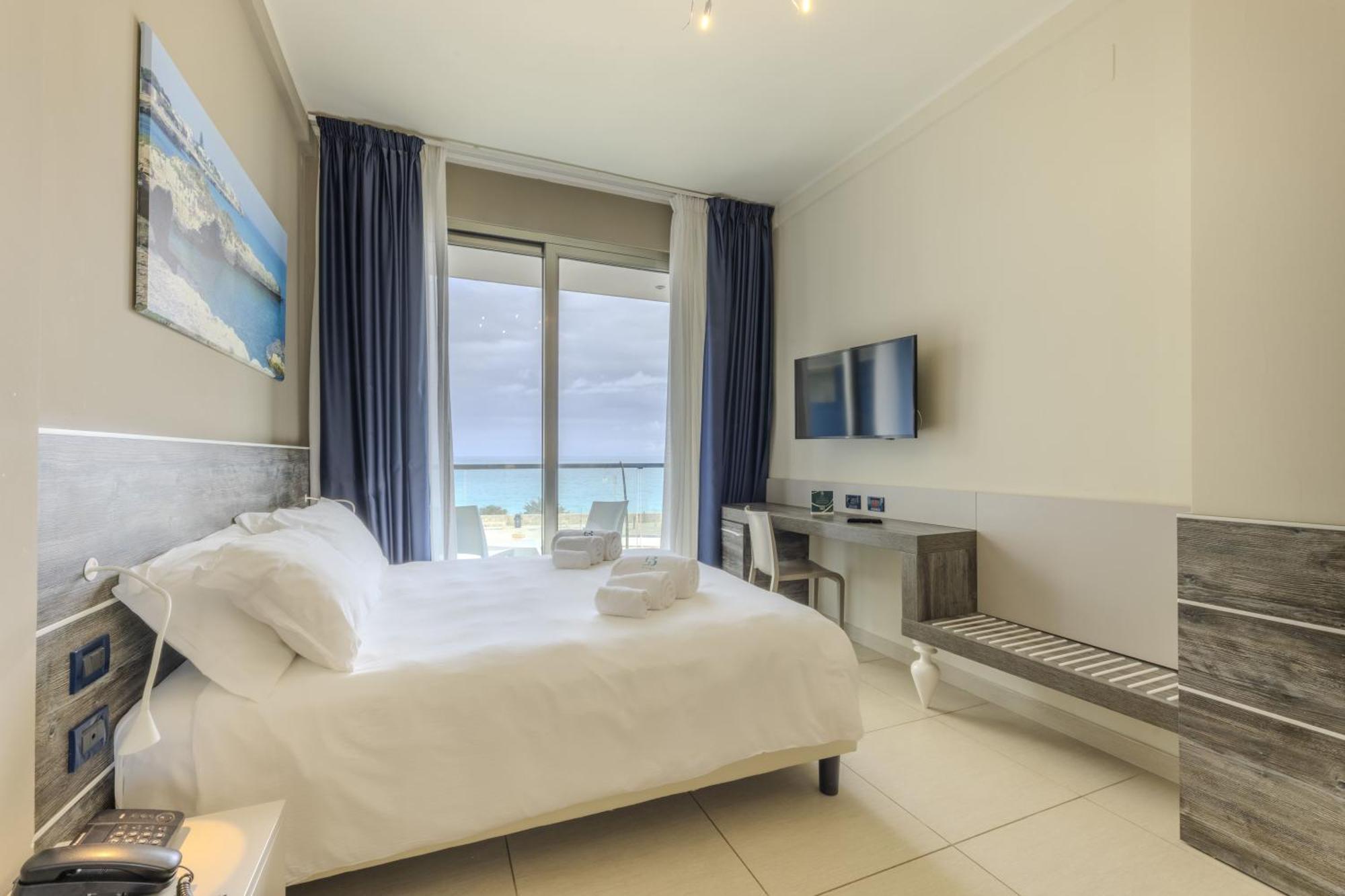 Hotel Belvedere Torre dell'Orso Ngoại thất bức ảnh