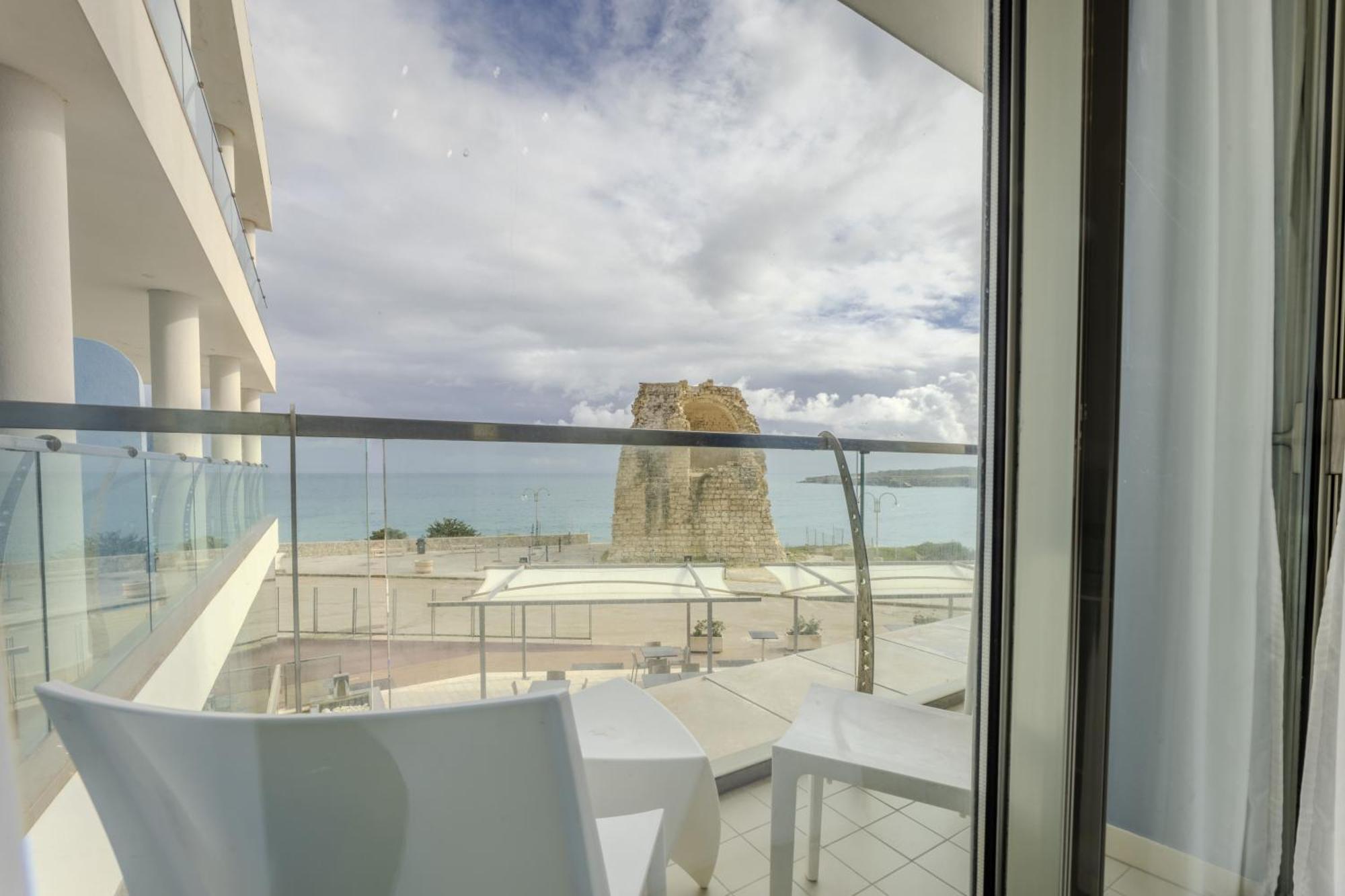 Hotel Belvedere Torre dell'Orso Ngoại thất bức ảnh
